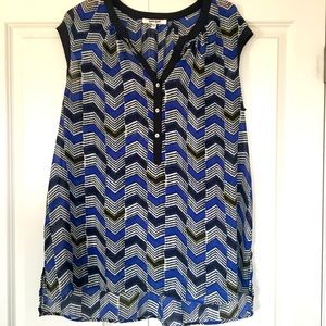 Daniel Rainn Short Sleeved Geometric Blouse